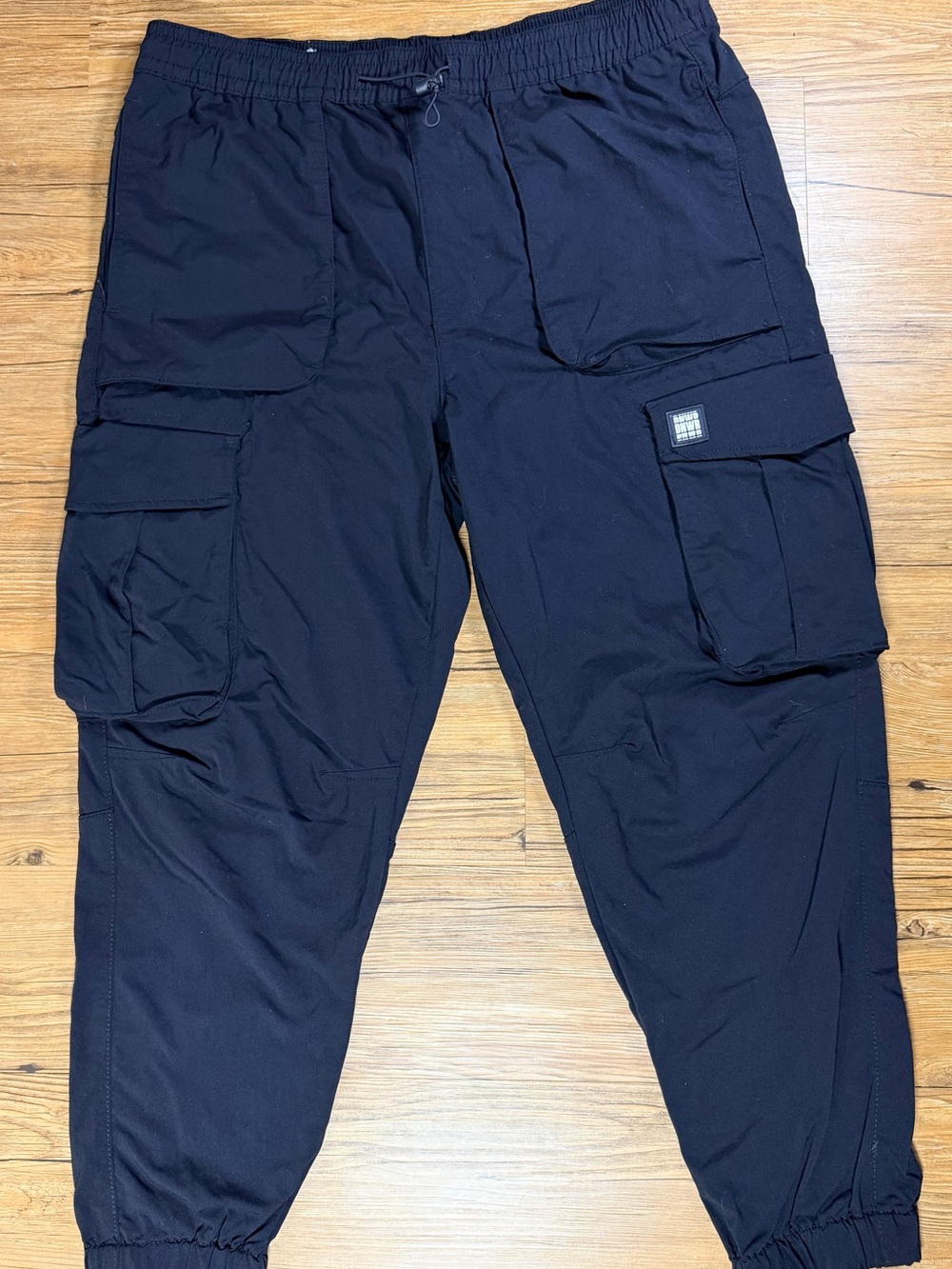 Zara DNWR Mens L Black Cargo Jogger Pants Utility Streetwear Tapered Cuffed